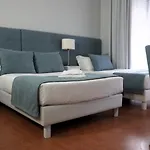 Hotel Senhor De 2*