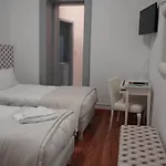 Hotel Senhor De 2*