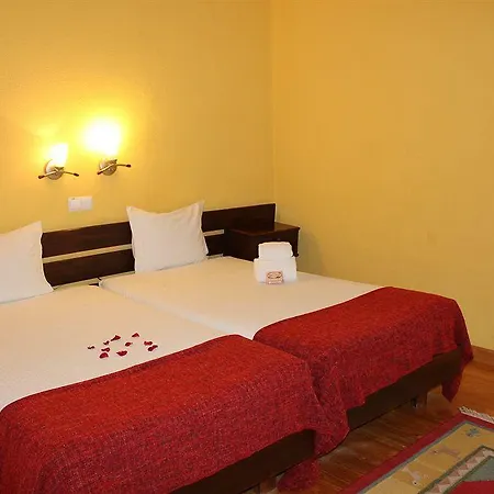 Senhor De Hotel 2*